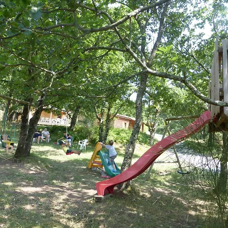 Chalets D'arbres * Darbres
