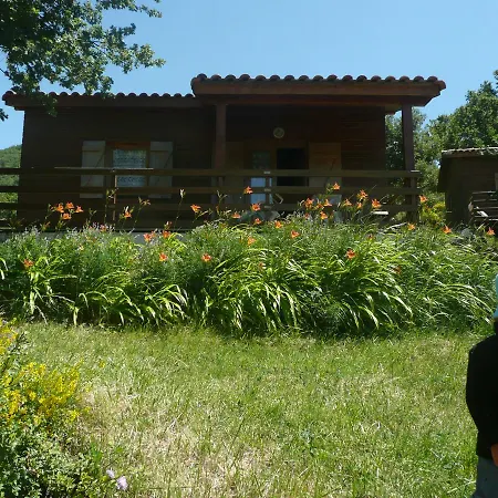 Chalets D'arbres * Darbres